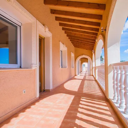 Zelda - Plusholidays Ifach